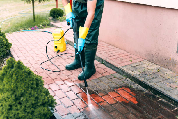 Best Parking Lot and Garage Cleaning  in Mango, FL